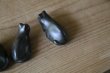 画像3: 伊藤　満　ねこ箸置き　黒　しっぽ右 (3)