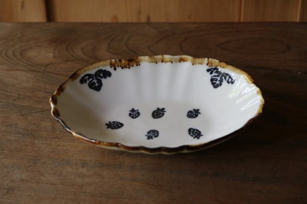 画像1: 田屋道子　オーバル花皿 (1)